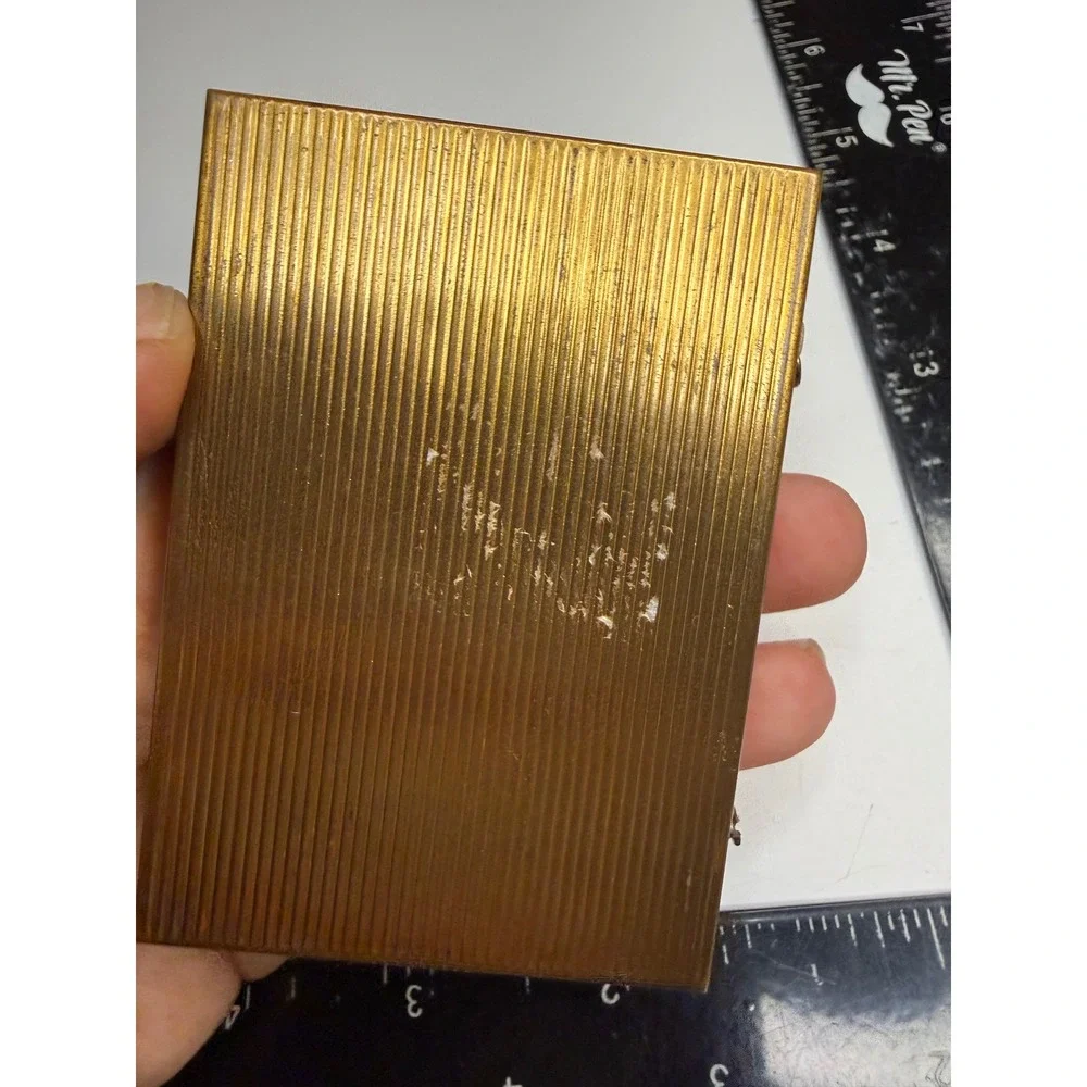 Unbranded gold tone